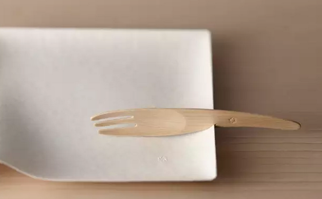1534488013103289.png 一次性餐具竟然美得像艺术品!(4).png
